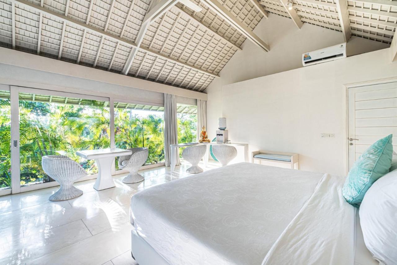 Villa Puro Blanco Kuta  Exterior photo